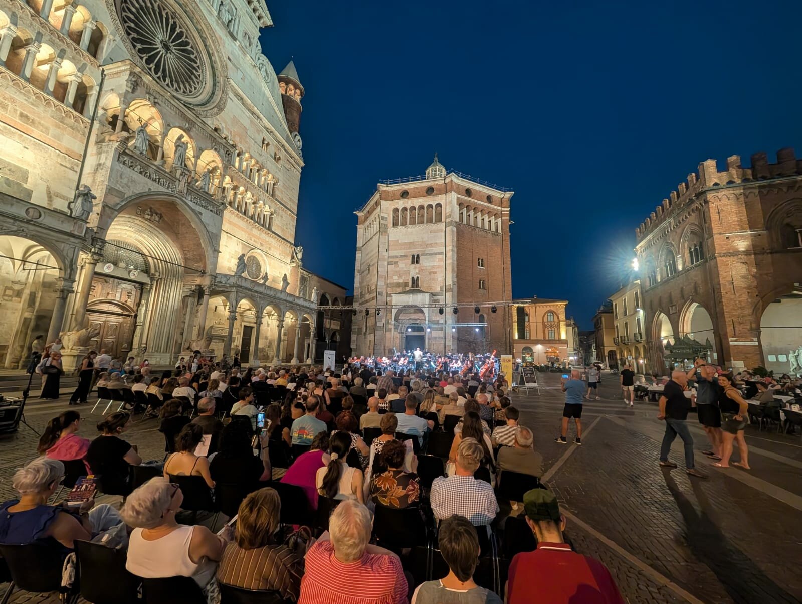 piazza-dal-fronte.jpeg piazza-dal-fronte.jpeg