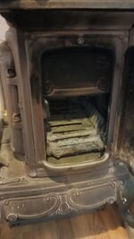 stufa-a-legna-in-ghisa