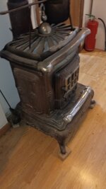 stufa-a-legna-in-ghisa