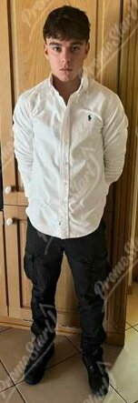 alessioa06d - arco tn - cameriere di sala studente scienze motorie.jpeg alessioa06d - arco tn - cameriere di sala studente scienze motorie.jpeg