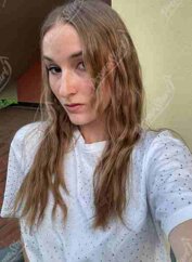 claudia078ub - vignolo cn - animatrice campus estivo cameriera.jpeg