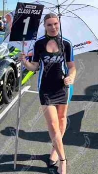 sofiazz05 milano riccione rn - ombrellina hostess immagine receptionist.jpeg