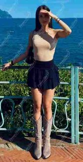 beatricerb06b - genova - hostess pr in locali distribuzione biglietti accoglienza.jpeg