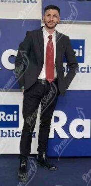 christianmr95 - napoli - figurante e comparsa tv promoter ploom.jpeg