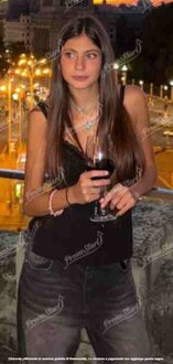 giulia4hhk4f - firenze - hostess eventi promoter in store addetta all inventario e gestione cassa.jpeg
