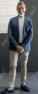 fillippo92b - monfalcone go - steward servizio visite guidate presso gallerie d'arte receptionist istruttore sportivo.jpeg