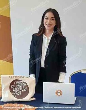 marina93zw salerno giffoni - hostess congressuale promoter tabacco.jpeg