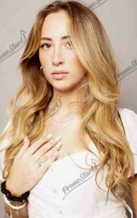 aurorar00 - roma - cameriera animatrice.jpeg