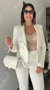 anaispch - pachino sr - hostess in locali notturni gestione ingressi consegna flyer promoter inaugurazioni fidelity card.jpeg