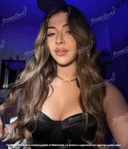 benedetta44gg napoli - hostess eventi maschera teatro promozioni fotomodella per servizi fotografici.jpeg