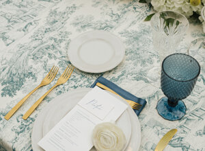 Ci occupiamo di Fotografia di Matrimonio, con un Team preparato e competente nel settore, amiamo raccontare ogni storia e qualsiasi evento che riguardi la tua vita. Ci occupiamo di Fotografia di Moda, orientati verso un taglio emozionale, espressivo ed autobiografico. Ci occupiamo di Still Life e Foto Social. Organizziamo anche Corsi Fotografici, Whorkshop con Esperti de settore e Mostre. MATRIMONIO SICILIA DESTINATION WEDDING SICILY FOTOGRAFIA MATRIMONIO