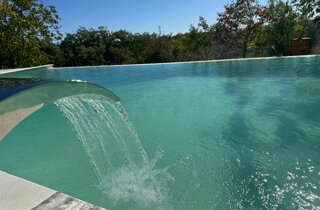 cascata piscina, giochi piscina, realizzazione piscine cascata piscina, giochi piscina, realizzazione piscine