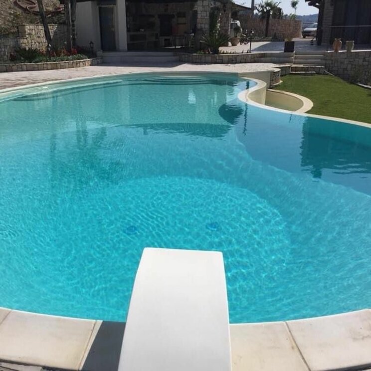 bordo piscina, pietra naturale, solarium piscina bordo piscina, pietra naturale, solarium piscina