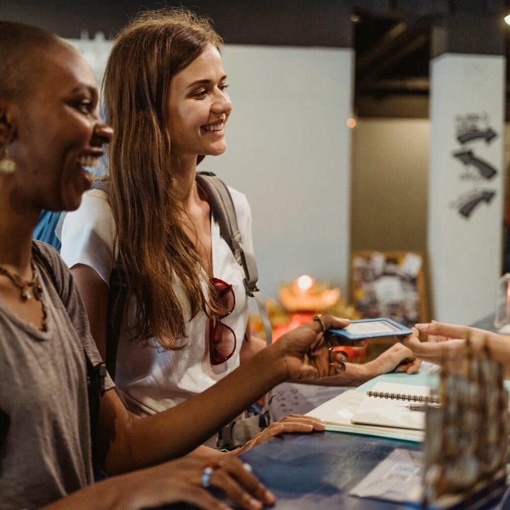Il tuo Sito non &egrave; un Biglietto da Visita, &egrave; la tua Reception Digitale 24/7