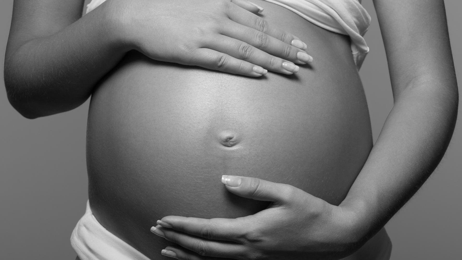 Fotografia Maternity, l&rsquo;arte di raccontare l&rsquo;attesa tra emozione e spontaneit&agrave;