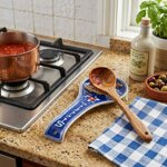 poggiamestolo-sicilia-in-ceramica-in-rilievo-fatto-a-mano-in-italia