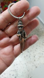 cornetto-portafortuna-gobbo-portafortuna-in-metallo-portachiavi-in-2-colori