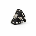 la-gladiatrice-bracciale-cuoio-nero-e-logo-in-argento