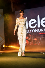 abito-penelope-bianco-con-foglie-oro