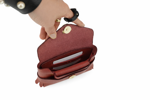 lindispensabile-portafogli-con-rivetti
