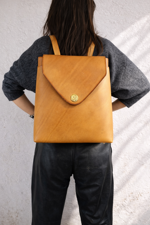 lattivista-in-cuoio-naturale