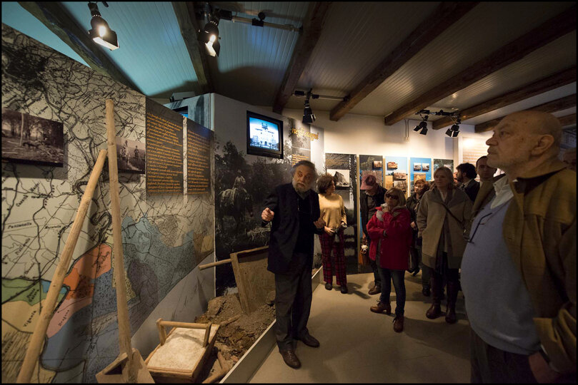 05_o 00262 0390.jpeg