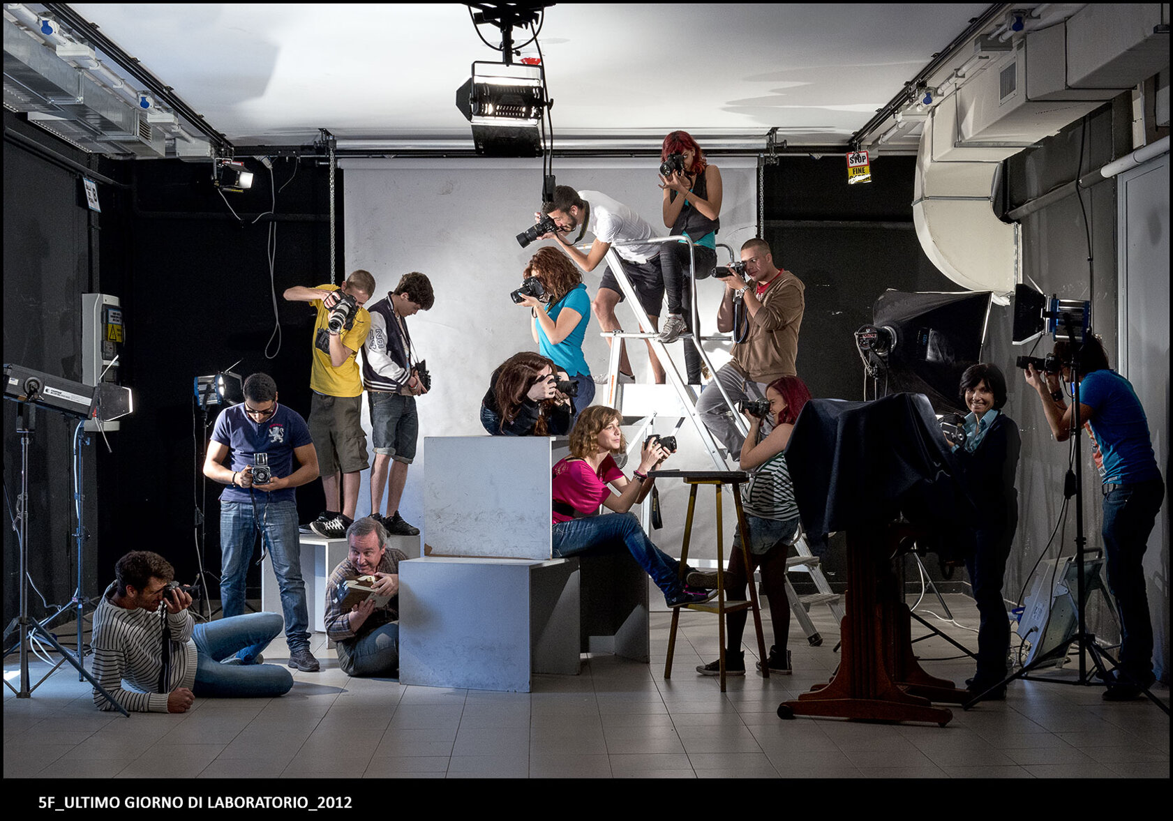 01_la 5f_ultimo giorno di laboratorio_2012_01.jpeg