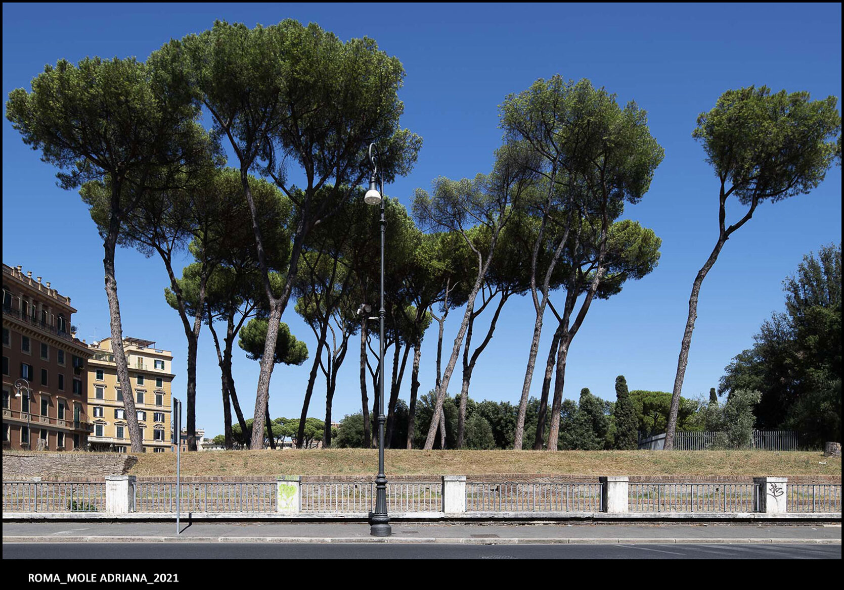 08_roma_mole adriana_2021.jpeg 08_roma_mole adriana_2021.jpeg