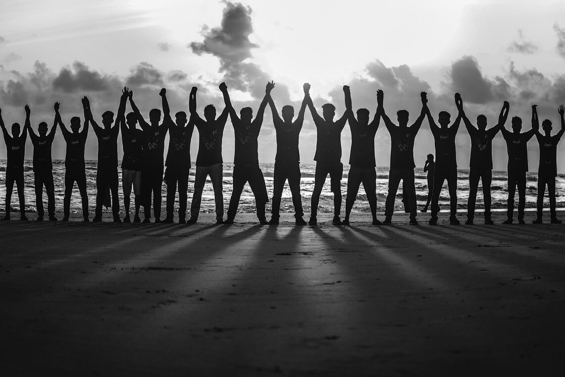 ARTandCHARITY Friendly Company Program