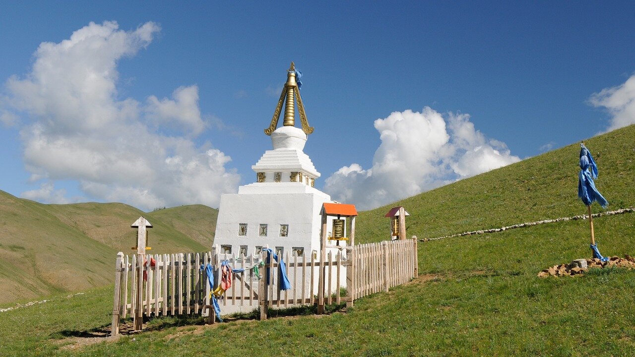 Xizang-Tibet, non solo dighe: anche tante altre vecchie storie non passano mai di moda